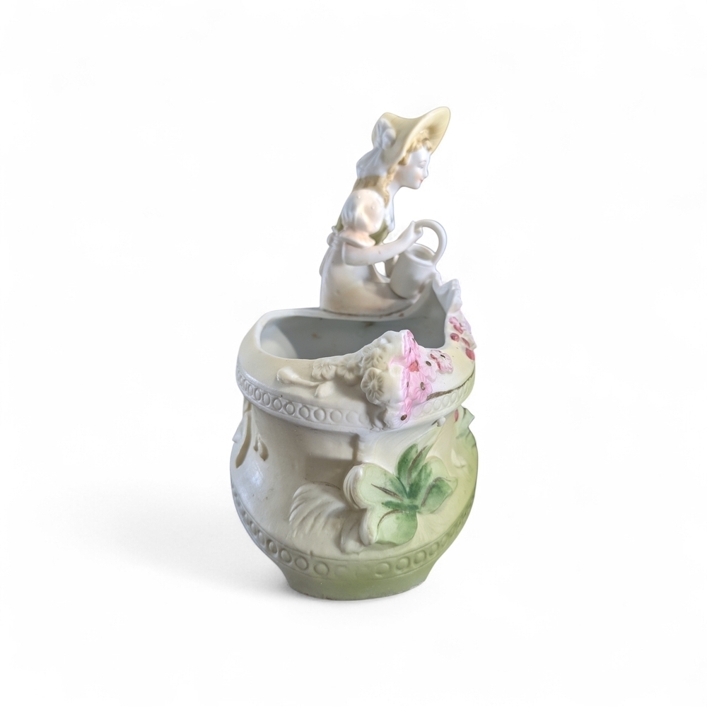 Vintage Charming Paulux Bisque Figurine Planter with Flowers: Occupied Japan - Picture 3 of 8
